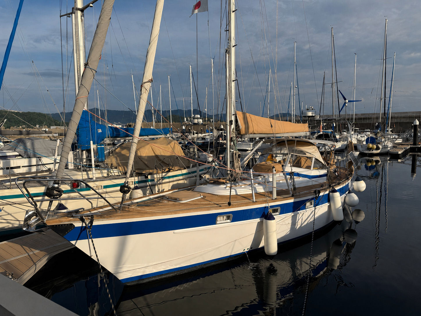 Hallberg-Rassy 382 — общий вид