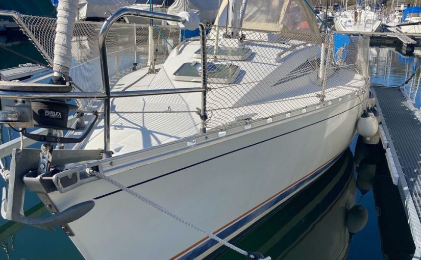 Beneteau First 325