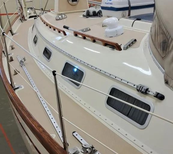 Allegro 33 с новым двигателем Vetus за 39 000 евро!