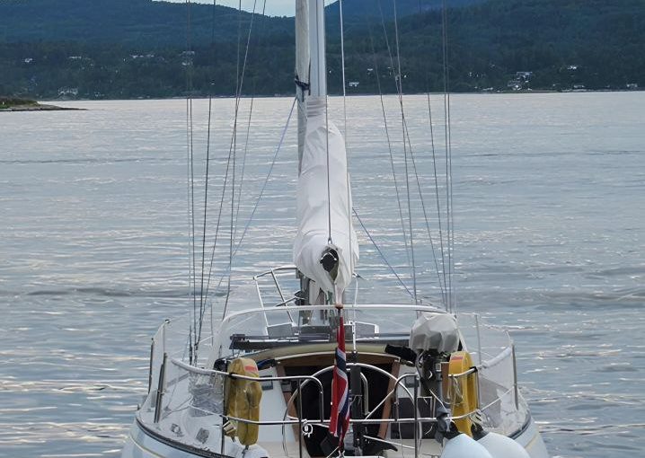 Catalina 38 за 32 900 евро!